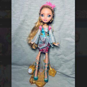 Ashlyn Ella Ever After High Doll